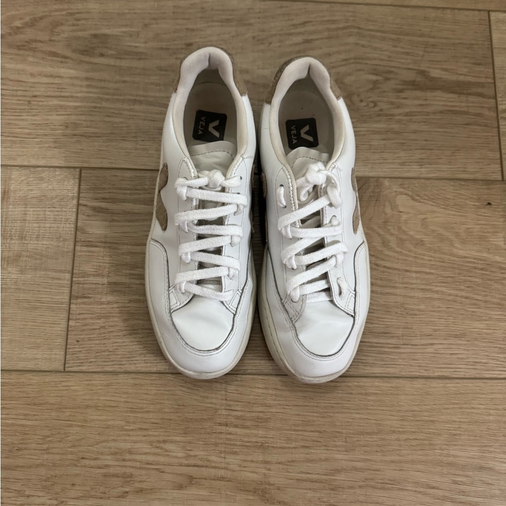Veja White Sneakers with Tan Suede V Logo - Picture 4 of 5